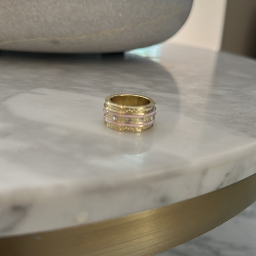 One direction ring - Picture 3 of 4